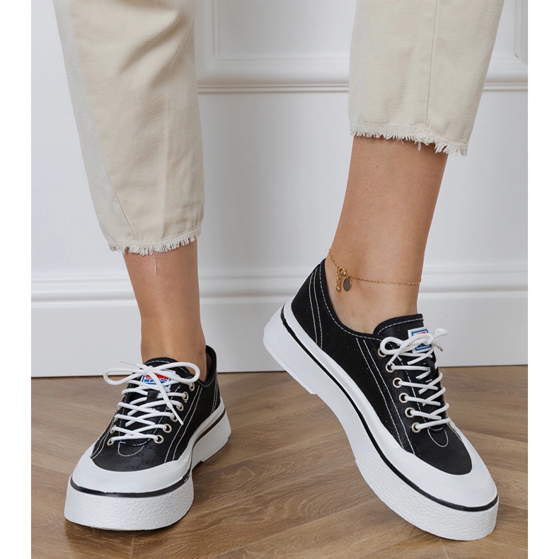 Fekete női platform tornacipő 2