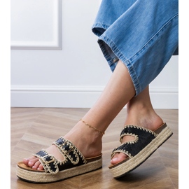 Fekete espadrilles csillog a csatokkal 1