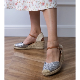 Ezüst brokát szandál az ékön 1