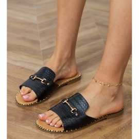 Fekete lapos papucs arany dekorációval 1