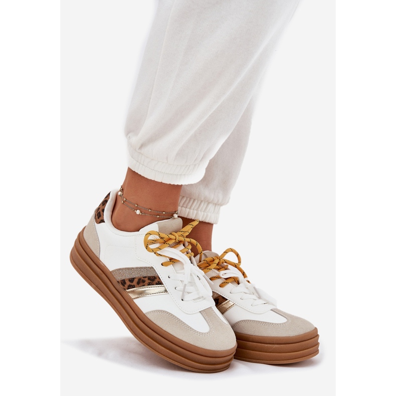 Női cipők a platformon, dupla, fehér leopárd nyomtatással 1 Női cipők a platformon, dupla, fehér leopárd nyomtatással 1