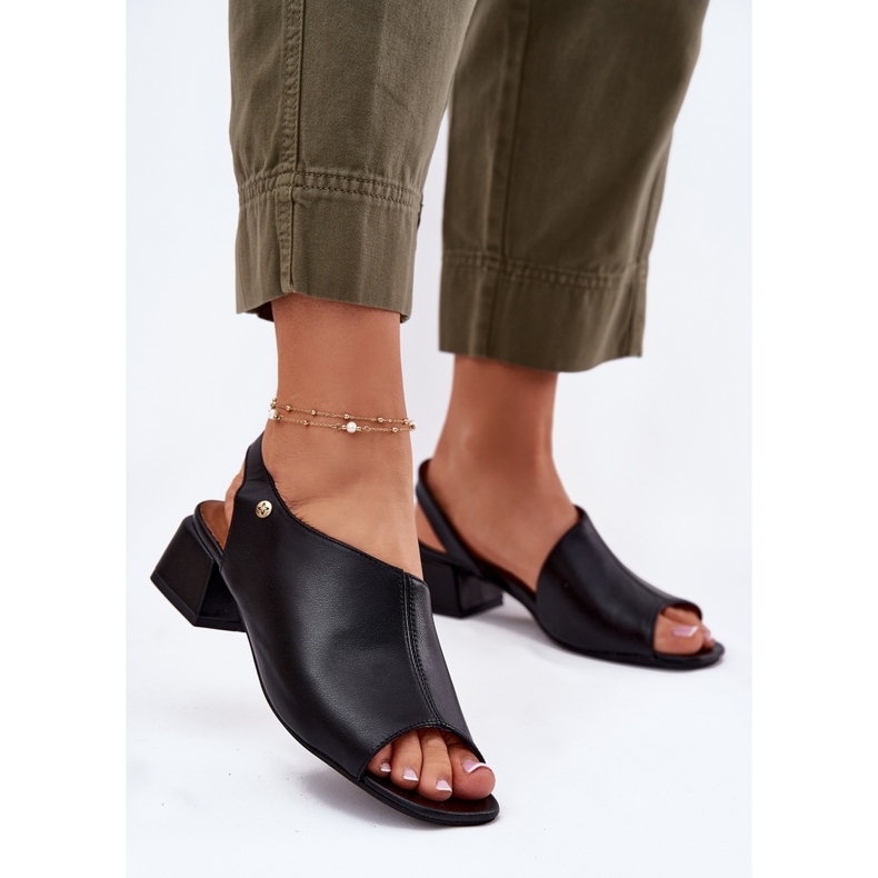 Női bőr szandál a Maciejka-on 06975-01 fekete 2 Női bőr szandál a Maciejka-on 06975-01 fekete 2