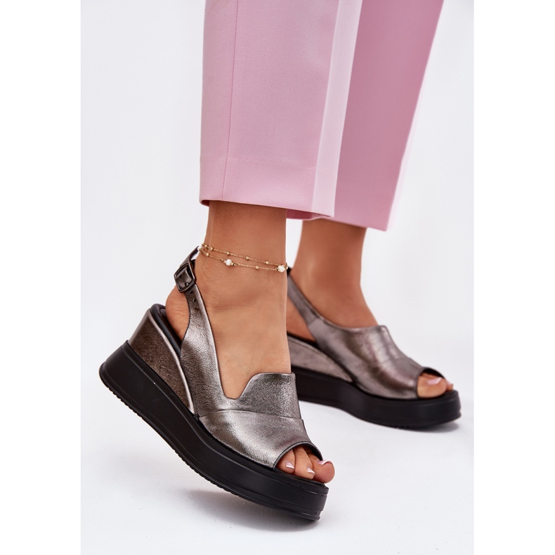 Női bőr szandál az ősi Artiker 54C0402 grafithoz ezüst 2