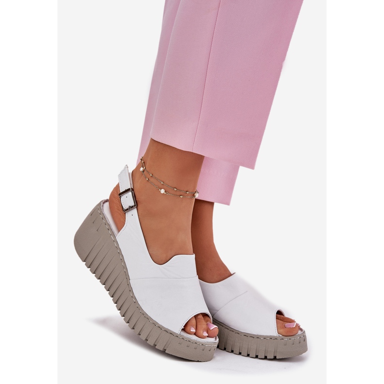 ARTIKER Női szandál természetes bőrből, ék arter 54C0786 fehérhez 1