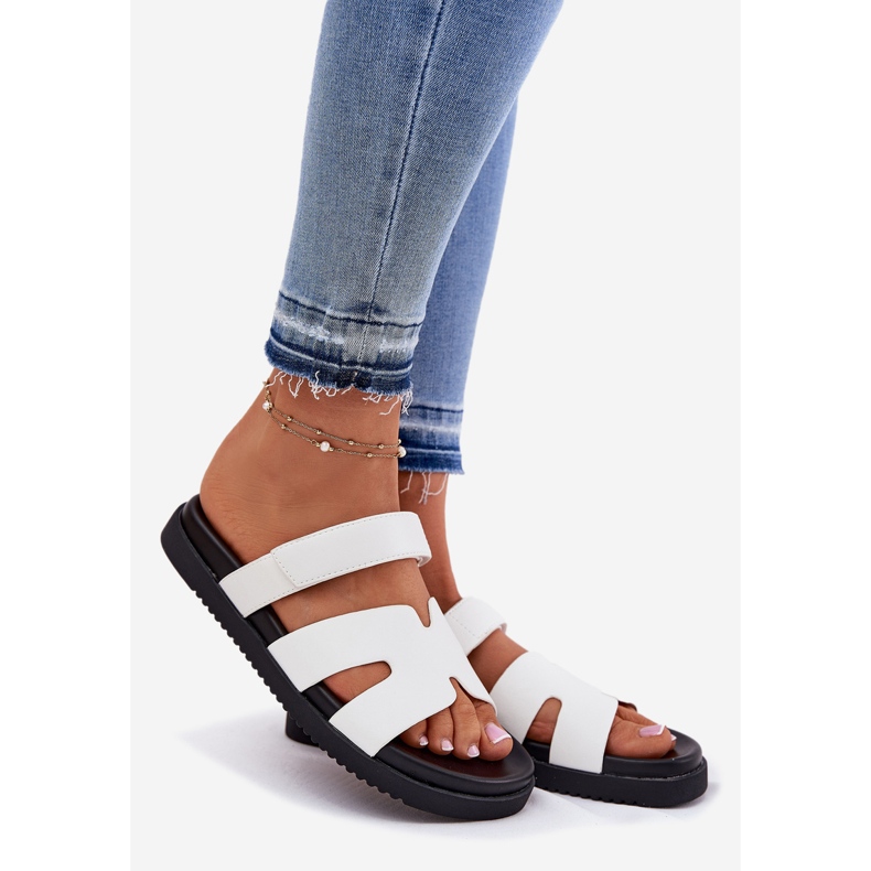 Vinceza Női papucs flopok Vince -vel 17401 tépőzáras fehér 1