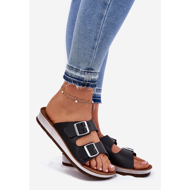 Női flip flopok inblu cp000042 fekete bilincsekkel 1