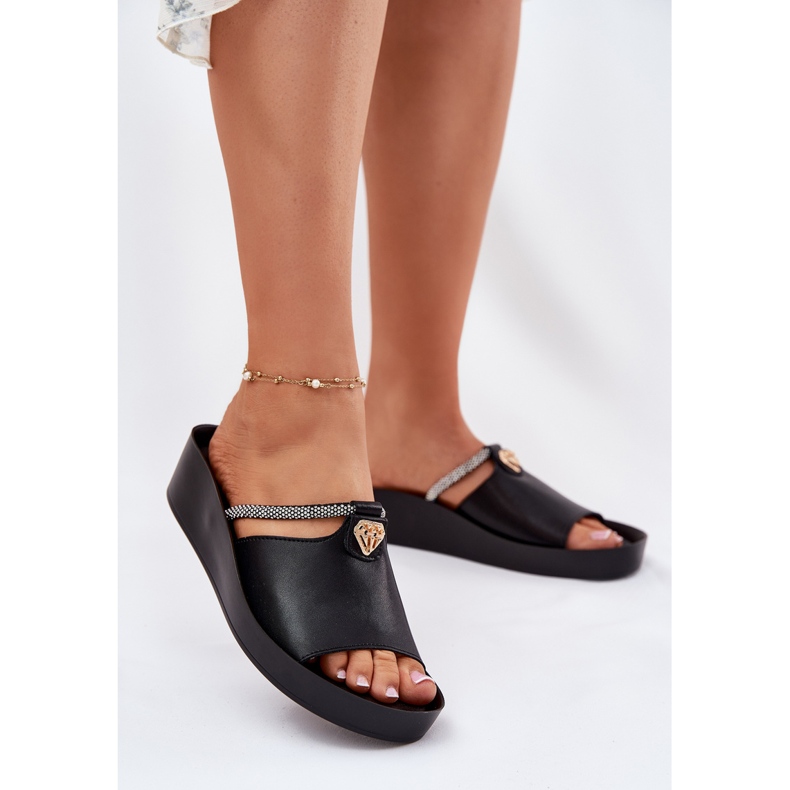 S.Barski Női bőr papucs dekoratív KV51-034 fekete hevederrel 2