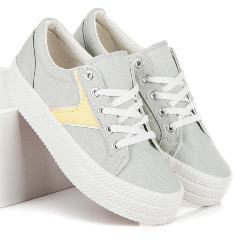 Kylie Cipők a platformon szürke 2 Kylie Cipők a platformon szürke 2