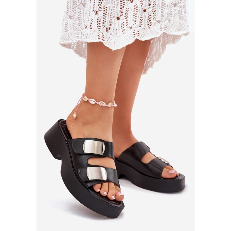 Női papucskapuflopok öko -fekete bőrcsíkokkal 1