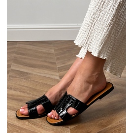 Fekete lapos papucs présel 1