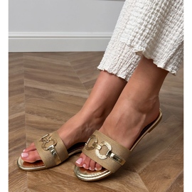 Arany flip flopok arany dekorációval az övön aranysárga 1