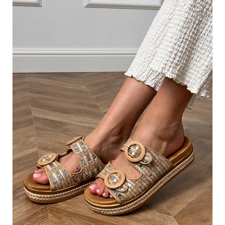 Bézs fonott szárnyak flitterekkel csíkokon 1