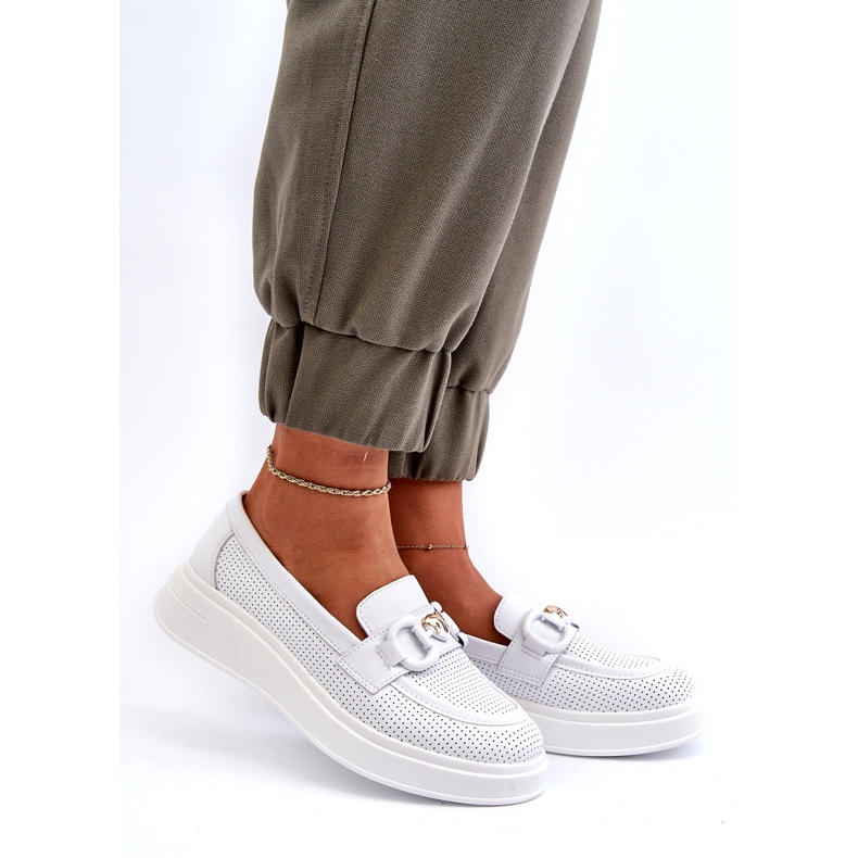 S.Barski Női bőrkosárok a platformon Białe S. Barski LR720 díszítéssel fehér 2 S.Barski Női bőrkosárok a platformon Białe S. Barski LR720 díszítéssel fehér 2