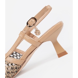 Goodin Alacsony, nyitott nyitott szivattyúk bézs 1