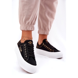 Női anyagi cipők a Lee Cooper LCW-25-31-3431L platformon fekete 2