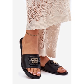 Lapos női papucs dekoratív részletekkel fekete 1 Lapos női papucs dekoratív részletekkel fekete 1