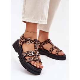 Női öko bőr szandál leopárd csat bilincsekkel bézs 2