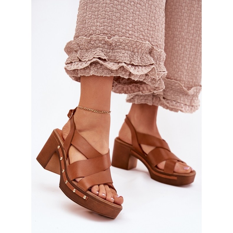 Bőrszandál a Zazoo 1081 barna oszlopon 2