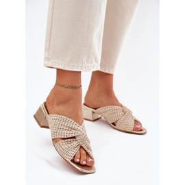 Női papucs a Maciejka blokkon 06955-25 bézs-arany 2 Női papucs a Maciejka blokkon 06955-25 bézs-arany 2