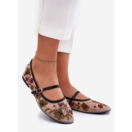 Ballerinák hímzéssel és öv fekete 1 Ballerinák hímzéssel és öv fekete 1