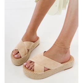 Bézs espadrilles csíkokkal a platformon 2