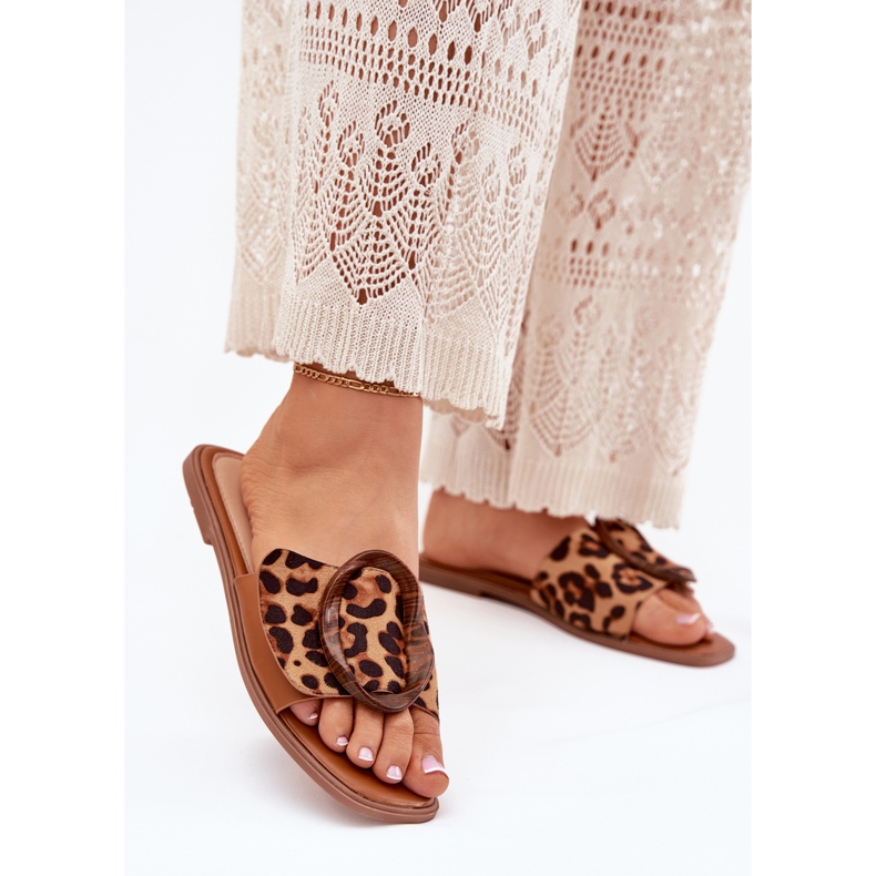 Női lapos papucs dekoratív leopárd csatjával barna 2