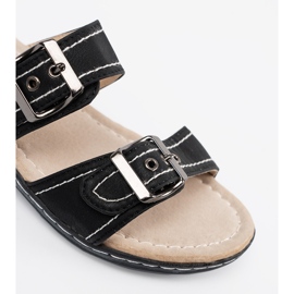 Shelvt Fekete női papucs csatokkal 1