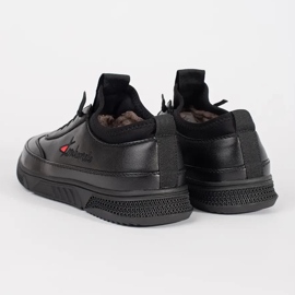 Fekete sportcipő szigetelt 1