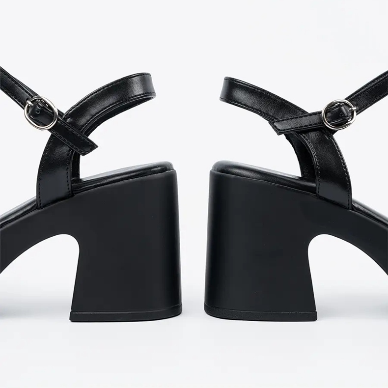 Seastar Fekete szandál az oszlopon 1