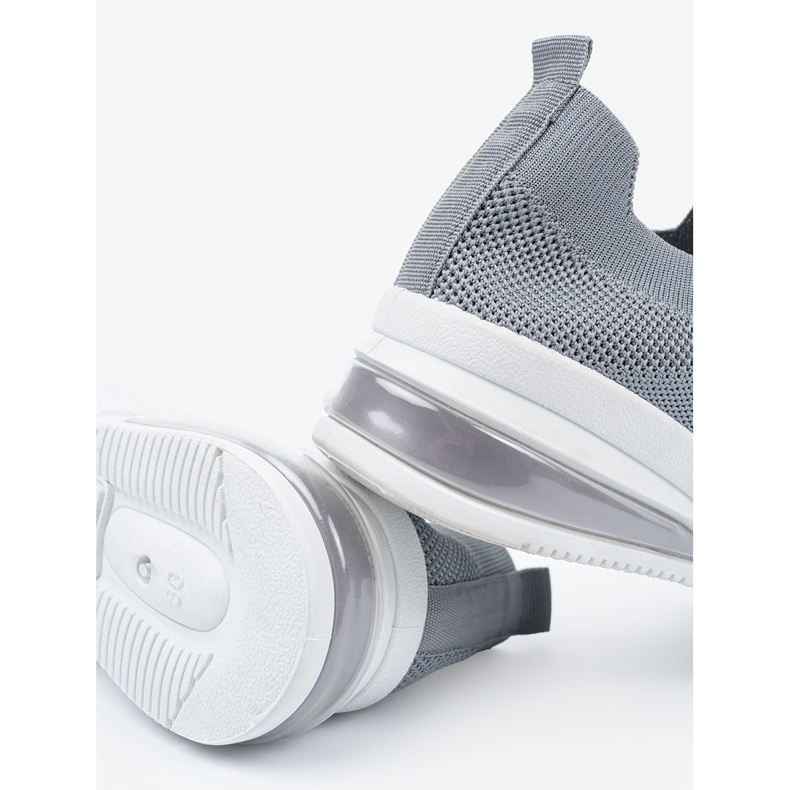 Szürke alakú sportcipő 2