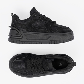 Női cipők fekete csipkével 2