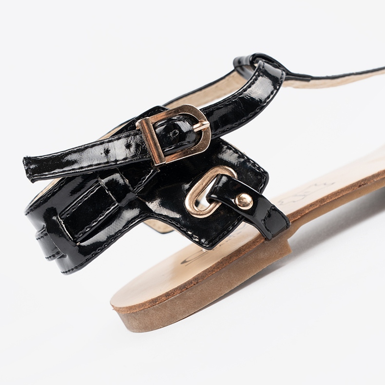 Fekete lapos szandál japán stílusban 2