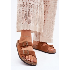 Suede papucs a parafa talpon teve csatokkal barna 2