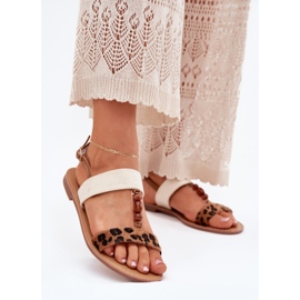 Lapos női szandál gyöngyökkel barna leopárd nyomtatás 2