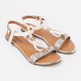 Fehér és ezüst szandál arany dekorációkkal sokszínű 2