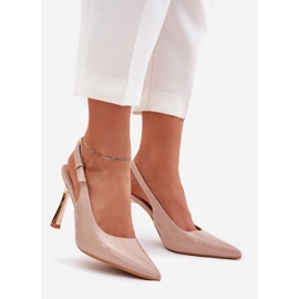 Festett magas sarkú cipő nyitott sarkú és hegyes lábujjak bézsával 1