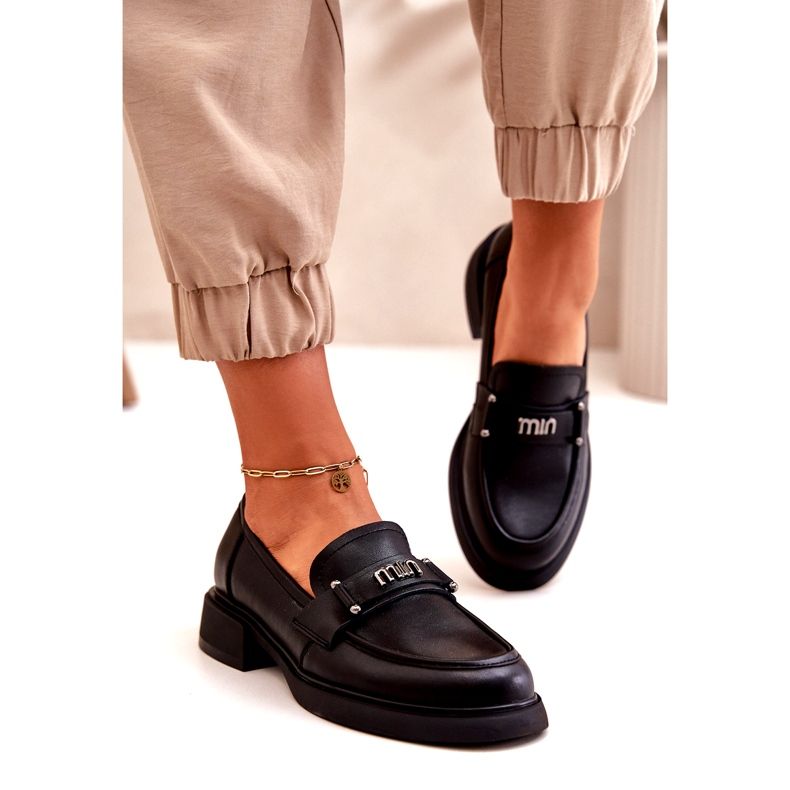 Női természetes bőrfutók fekete VinceZa 91114 díszes 2