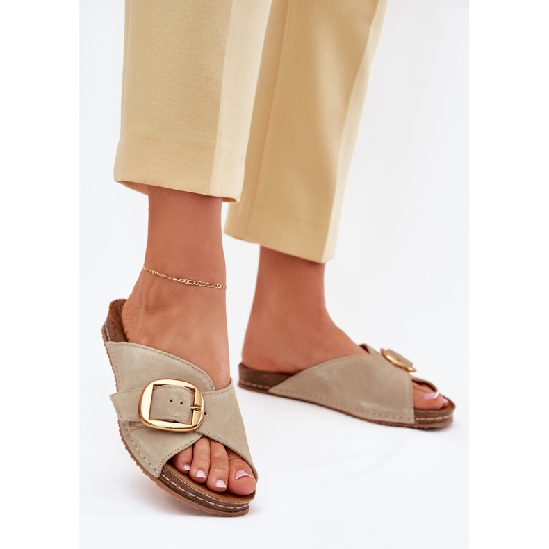 Bőr papucs flopok egy arany bilincsel, Maciejka 07000-22 pisztácia zöld 2