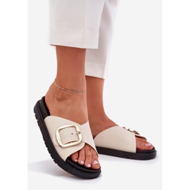 Női papucs a peronon aranybilincs bézsával 1