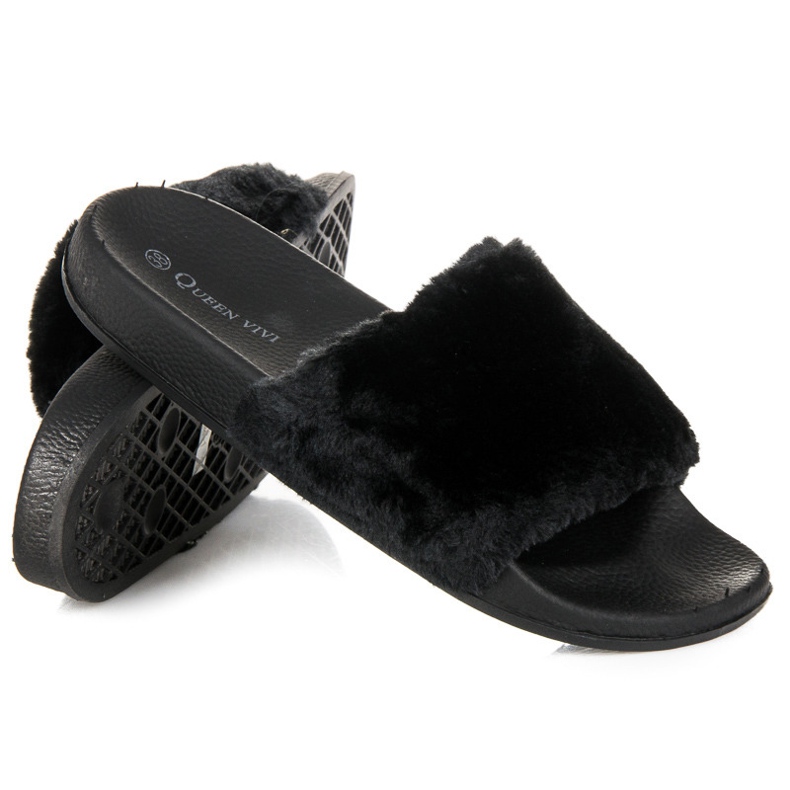 Queen Vivi Papucs szőrmével fekete 1