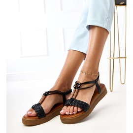 Fekete szandál fonott kerya övvel 2