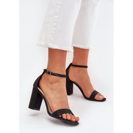 Boto Fényes női szandál a fekete kavina poszton 2