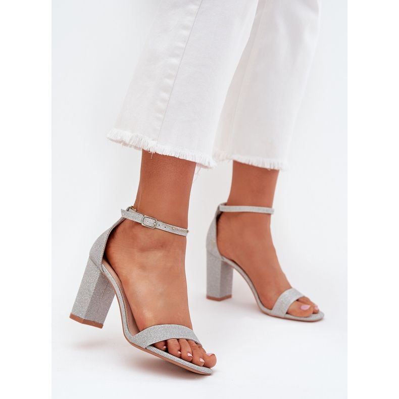 Boto Fényes női szandál a Kavina ezüst posztján 2