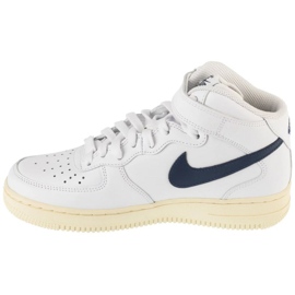 Nike Air Force 1 '07 közepes cipő DD9625-105 fehér 1
