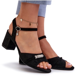 Vinceza Női öko-részes szandál a poszton fekete dekorációkkal 4