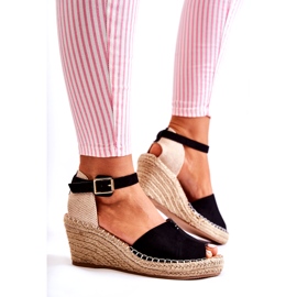 Kényelmes női szandál Wedge Black Dellián fekete 2