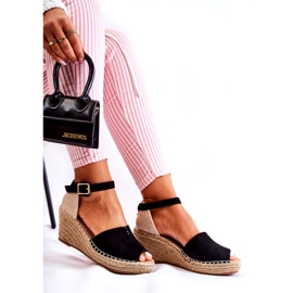 Kényelmes női szandál Wedge Black Dellián fekete 4