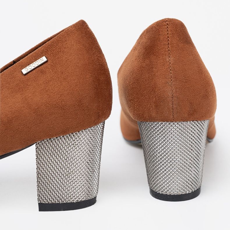 Goodin Barna szivattyúk dekoratív ezüst sarokkal 1