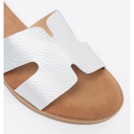 Shelvt Ezüst női papucs kivágással 1