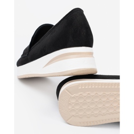 Shelvt Fekete mokaszinok velúr emelvényen 2